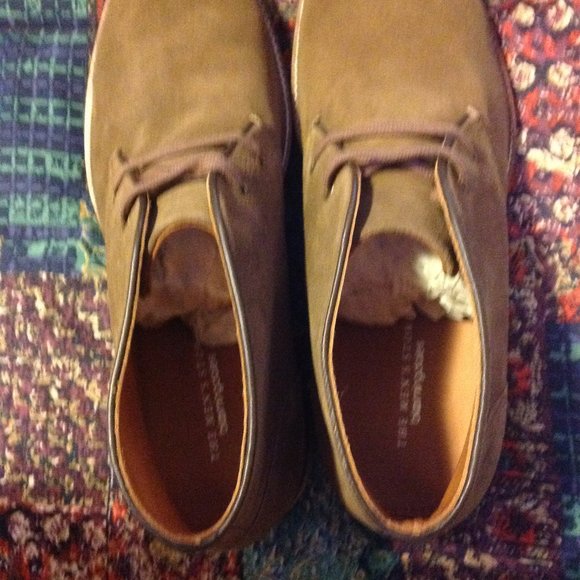 Bloomingdale\'s Men\'s Brown Suede Chukka Boots  - New in Box main image 11